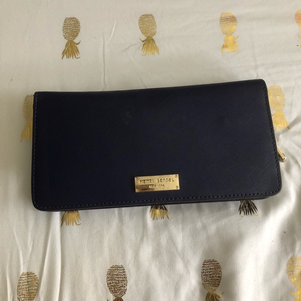 Henri Bendel Navy Wallet